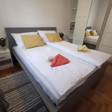 Апартаменти With Parking Space Premantura, Medulin - 25478 Пула